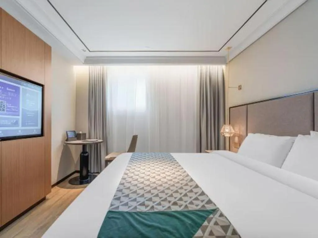 Yitel Premium Hotel Shanghai Zhongshan Park 4*,  China