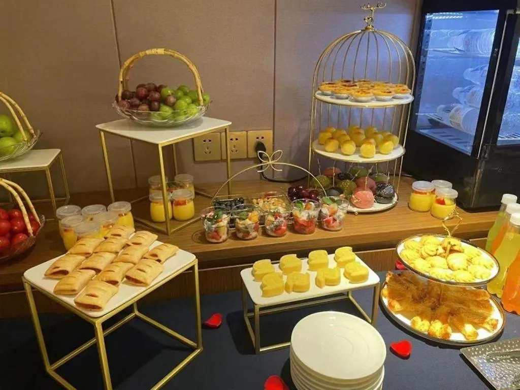 Yitel Premium Hotel Shanghai Zhongshan Park 4*,